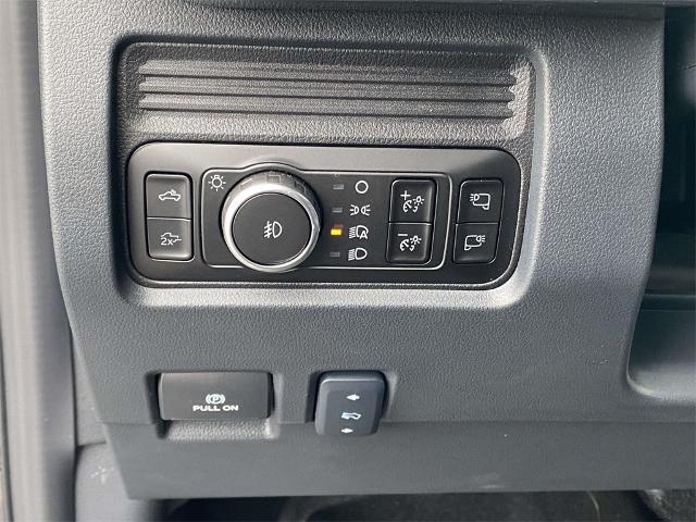 2026 Ford F-250 Lariat photo 13