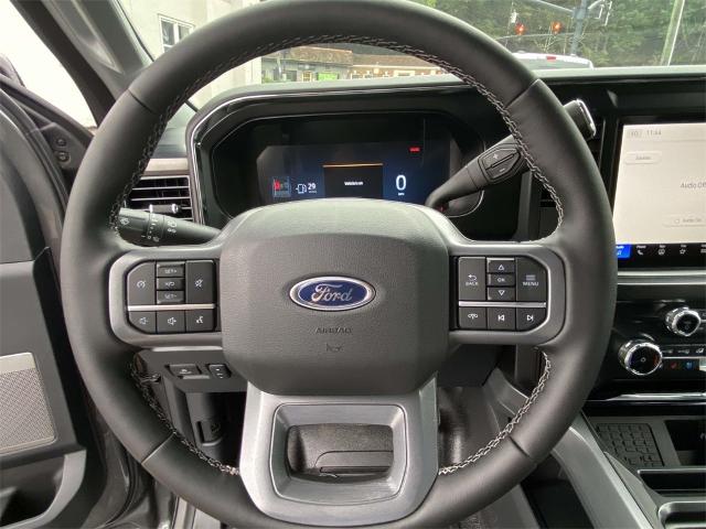 2026 Ford F-250 Lariat photo 14