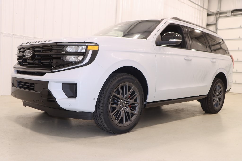 2025 Ford Expedition Platinum photo 4