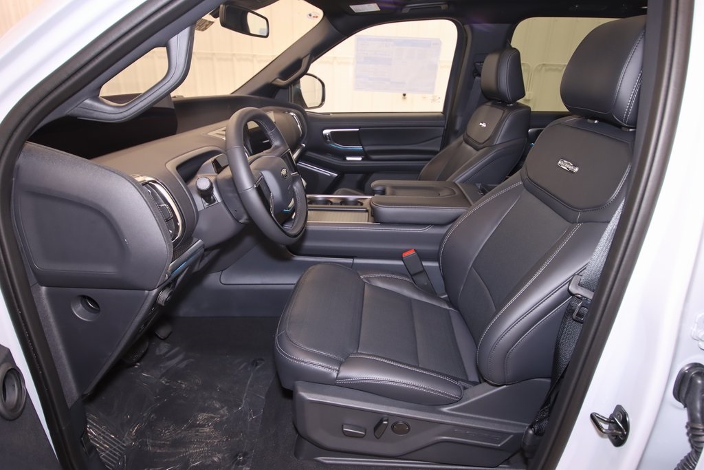 2025 Ford Expedition Platinum photo 11