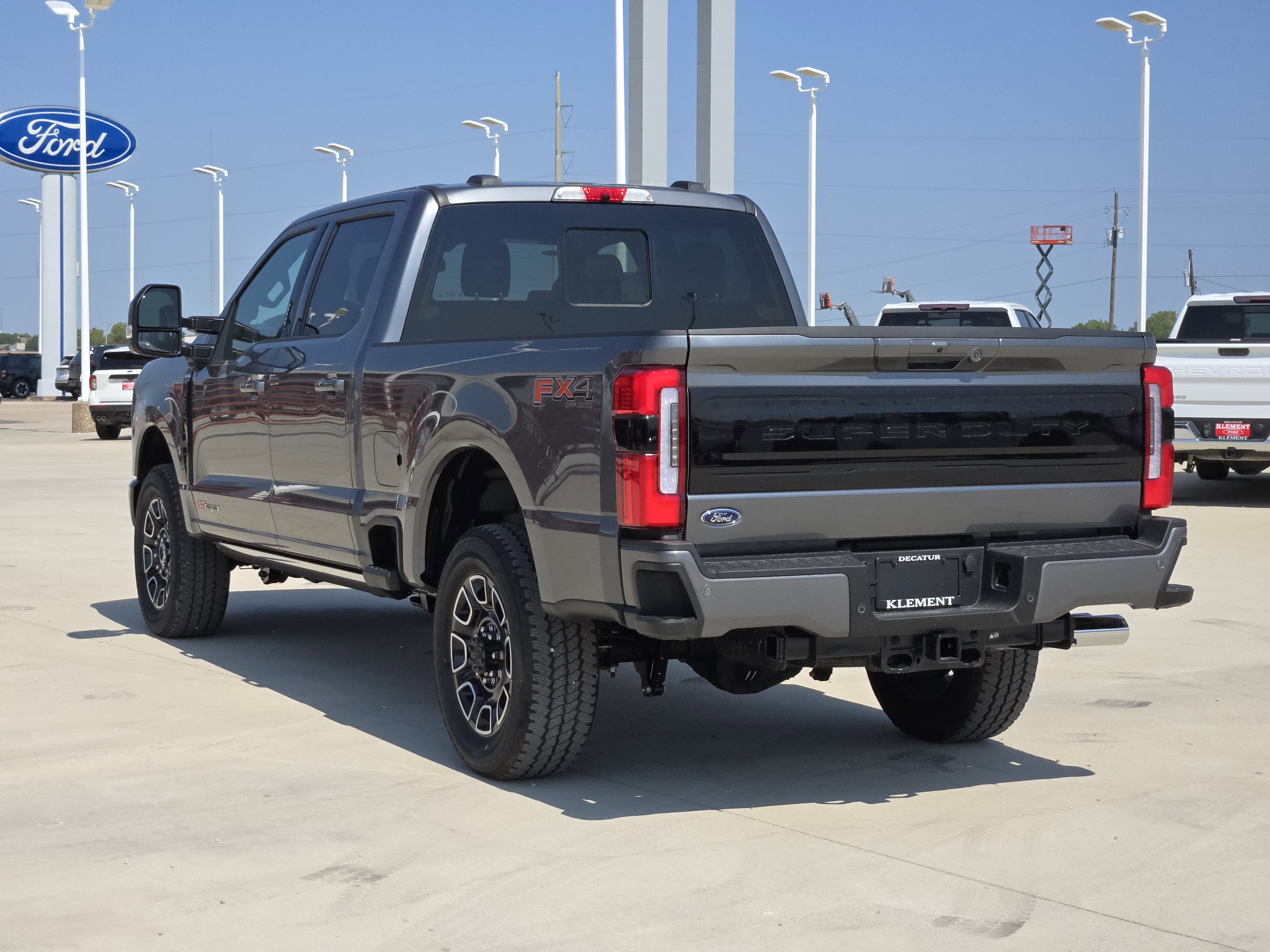 2026 Ford F-250 Platinum photo 3