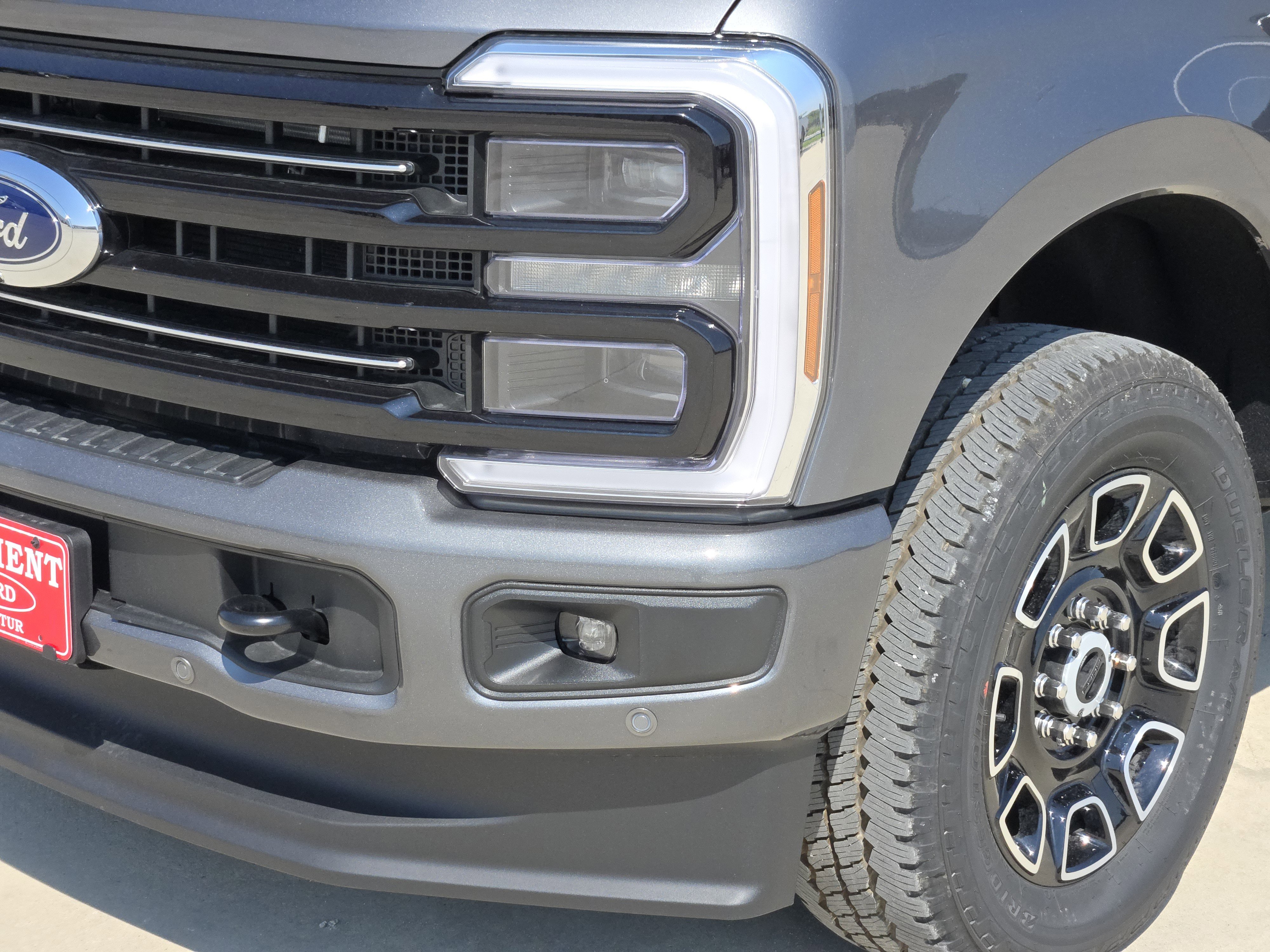 2026 Ford F-250 Platinum photo 6