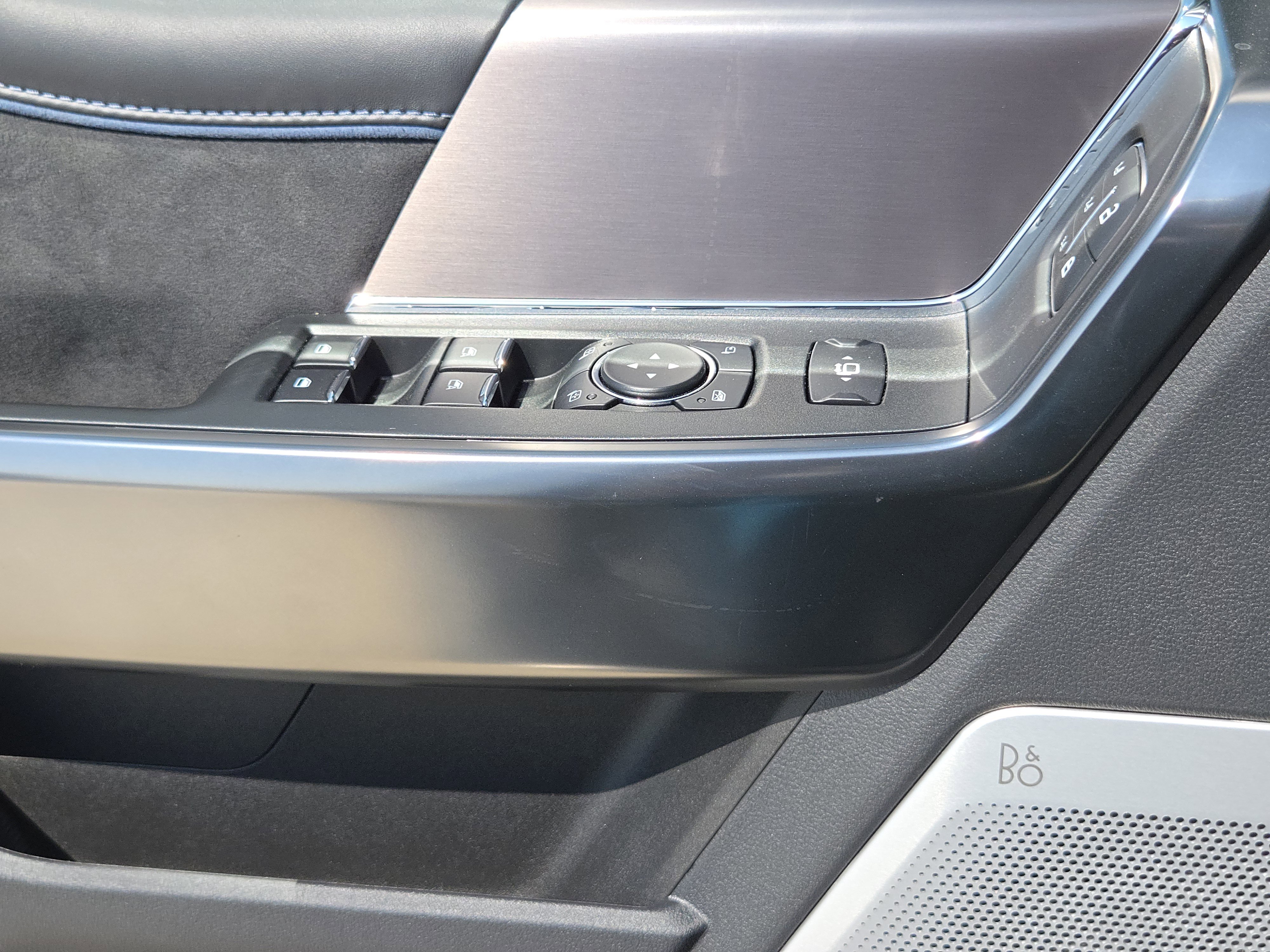 2026 Ford F-250 Platinum photo 17