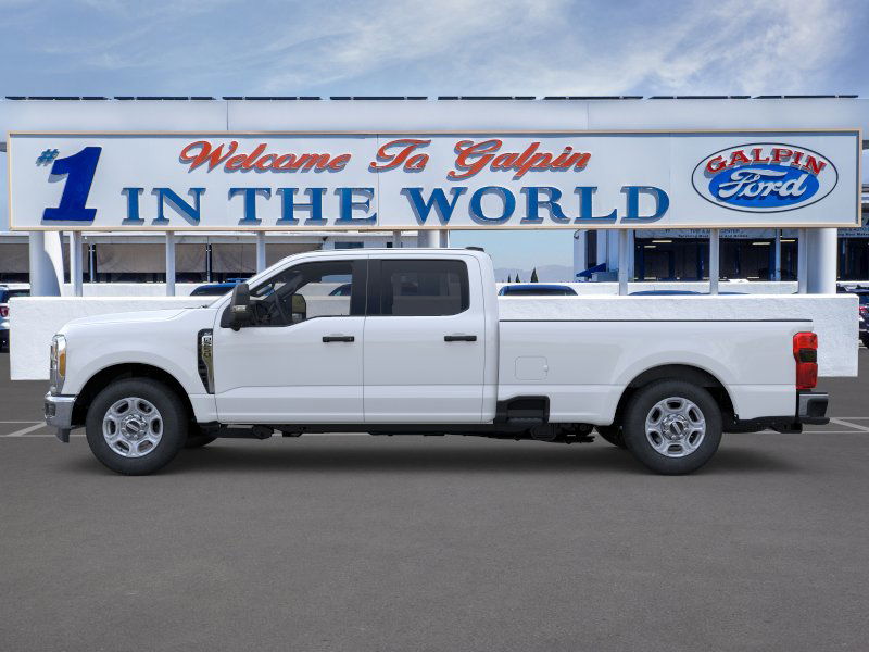2026 Ford F-250 XLT photo 6