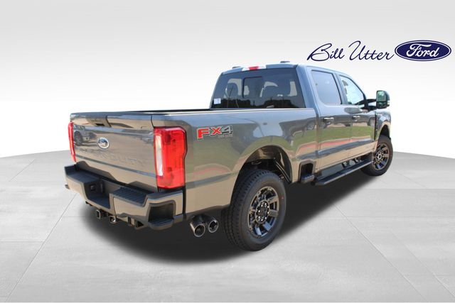 2026 Ford F-250 photo 3