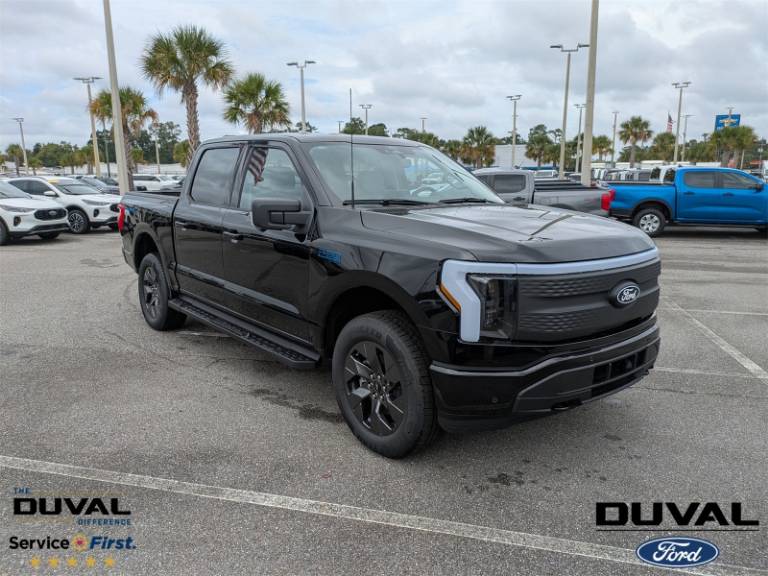2025 Ford F-150 Lightning Flash