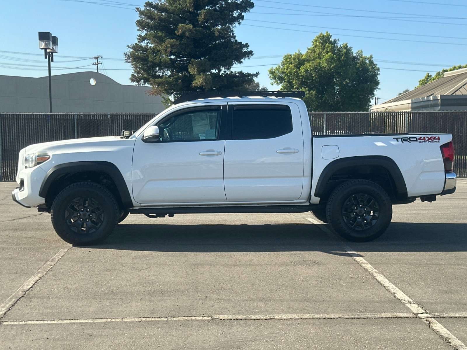 2019 Toyota Tacoma 4x4 TRD photo 6