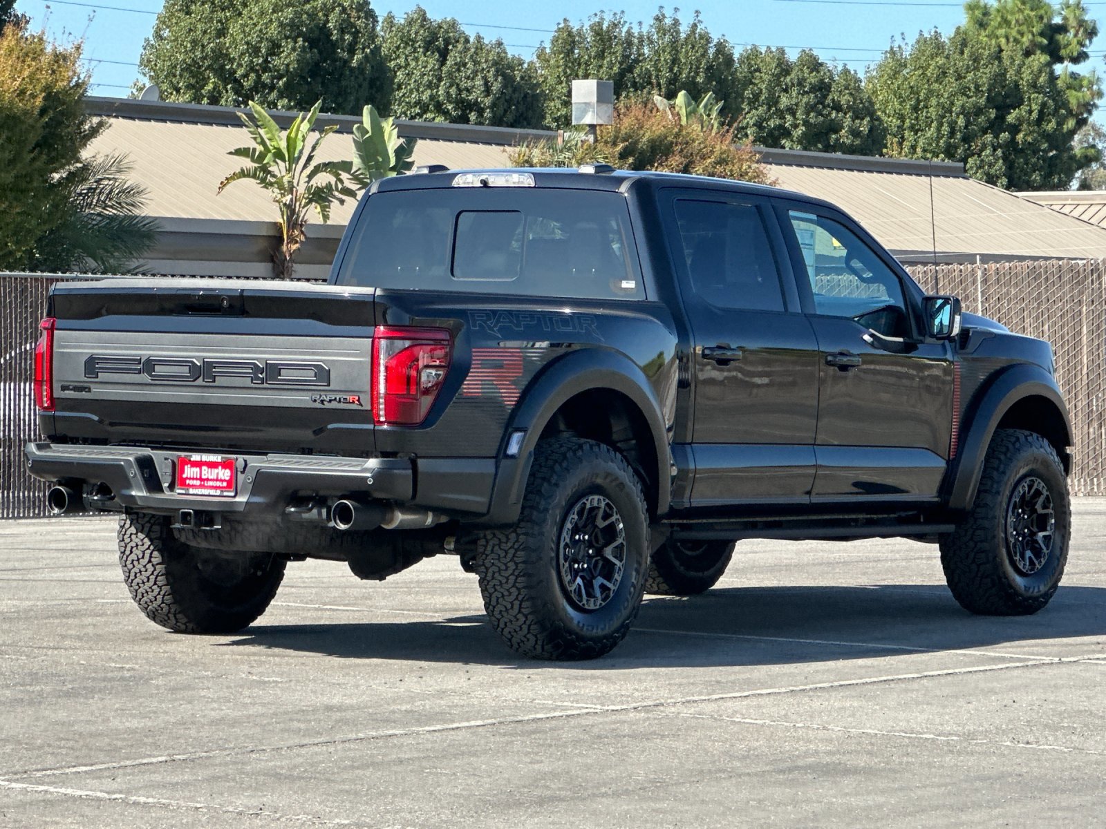 2024 Ford F-150 Raptor photo 2