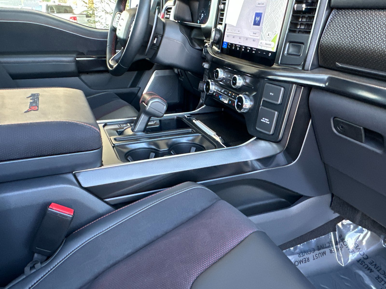 2024 Ford F-150 Raptor photo 13