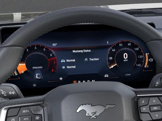 2025 Ford Mustang photo 5