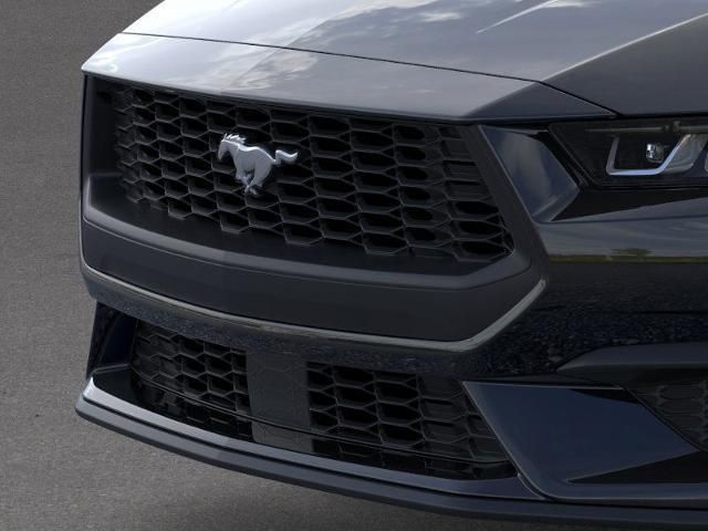 2025 Ford Mustang photo 9