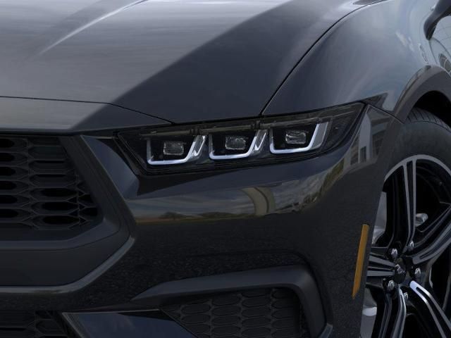 2025 Ford Mustang photo 10