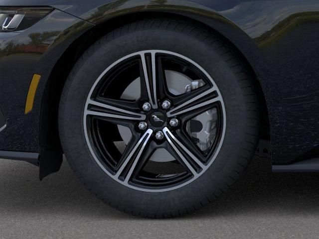 2025 Ford Mustang photo 11