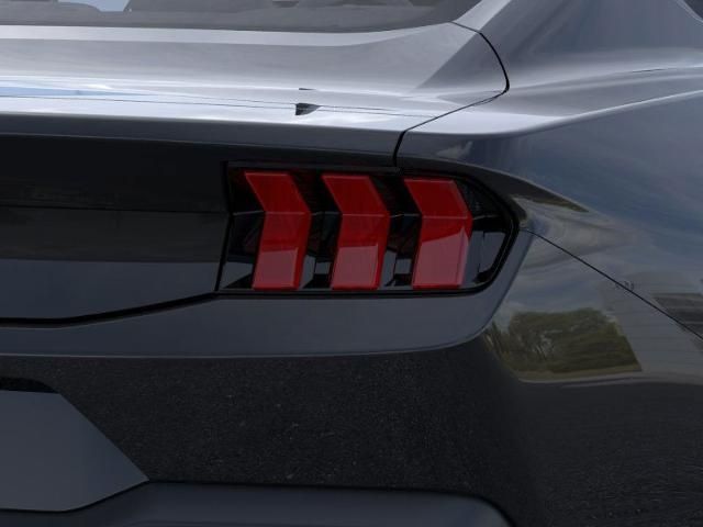 2025 Ford Mustang photo 13