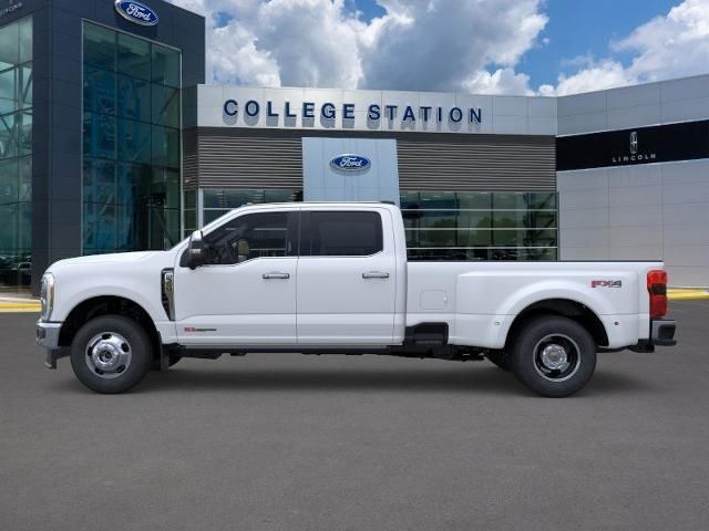 2026 Ford F-350 photo 3