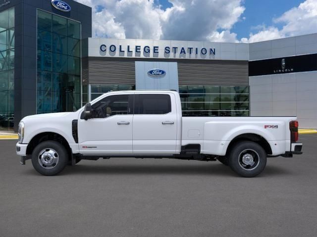 2026 Ford F-350 photo 3