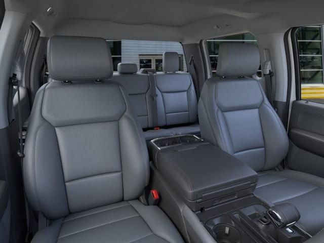 2025 Ford F-150 Lightning photo 9