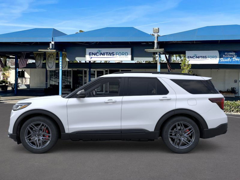 2025 Ford Explorer ST photo 3