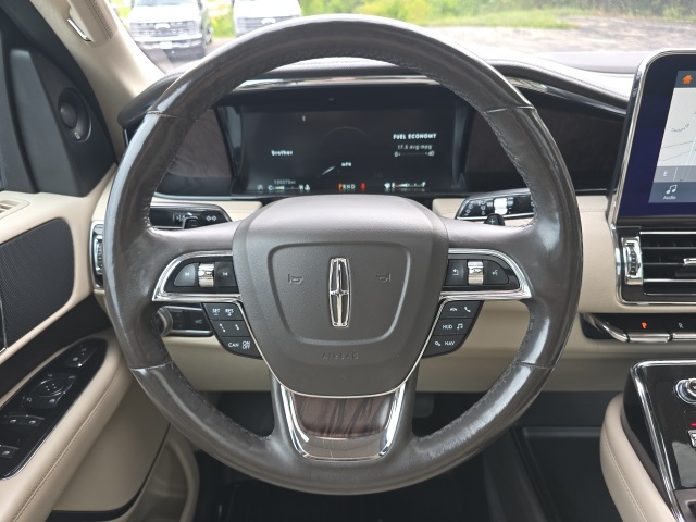 2019 Lincoln Navigator L Reserve photo 5