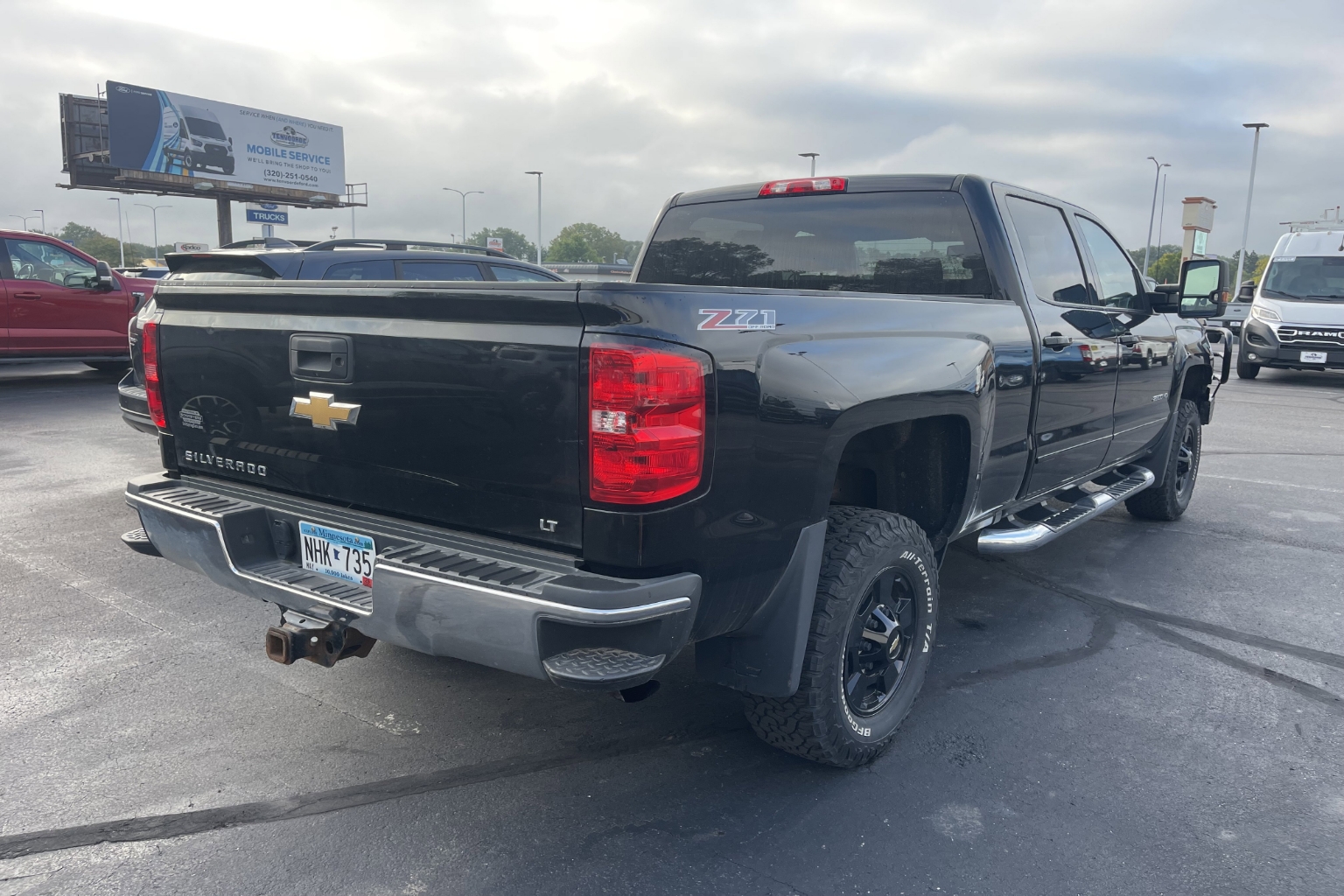 Used 2017 Chevrolet Silverado 2500HD LT with VIN 1GC1KVEG2HF204650 for sale in St. Cloud, Minnesota