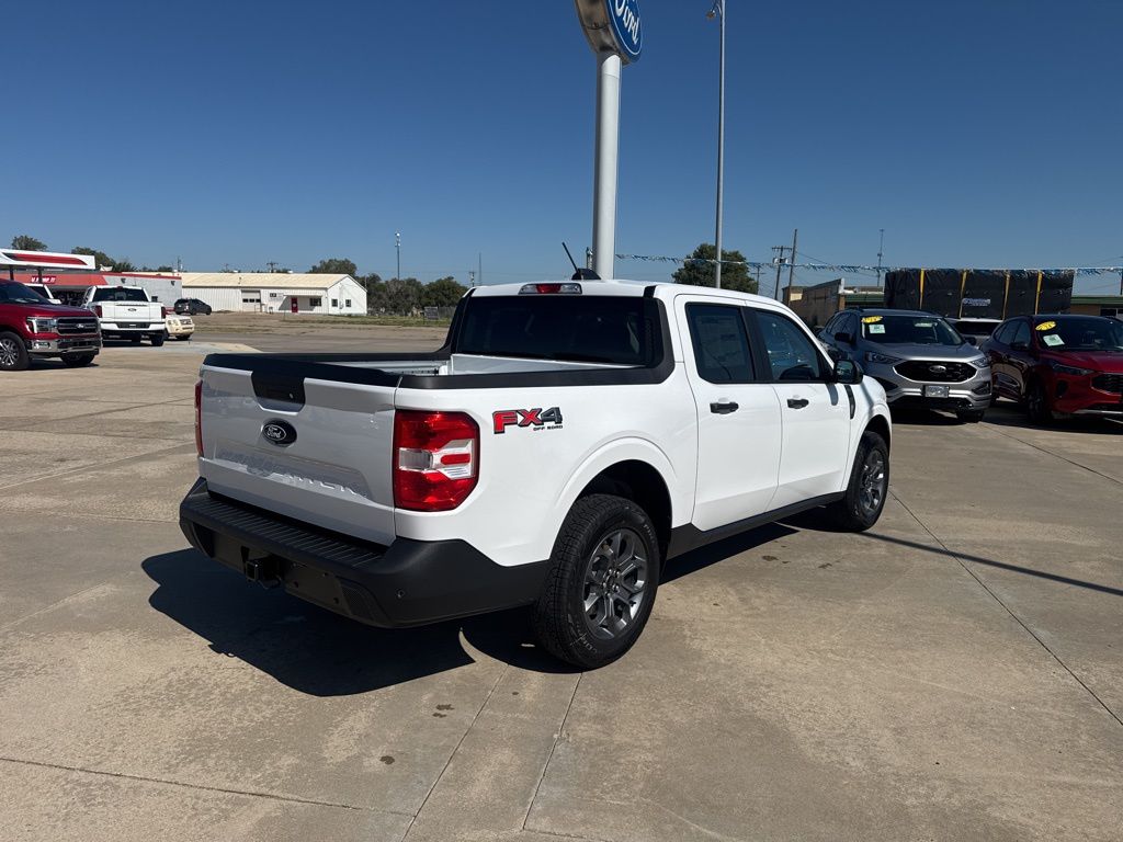 2025 Ford Maverick XLT photo 4