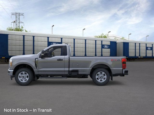 2026 Ford F-350 XLT photo 3