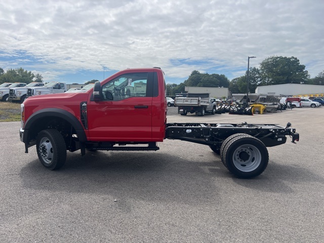 2026 Ford F-550 photo 7