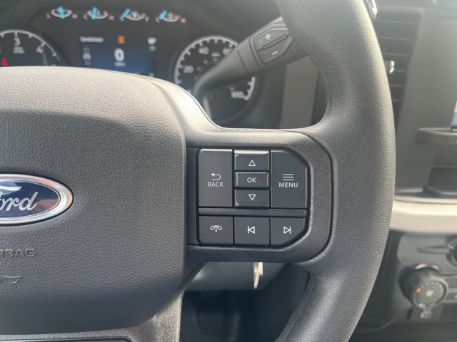 2026 Ford F-550 photo 15