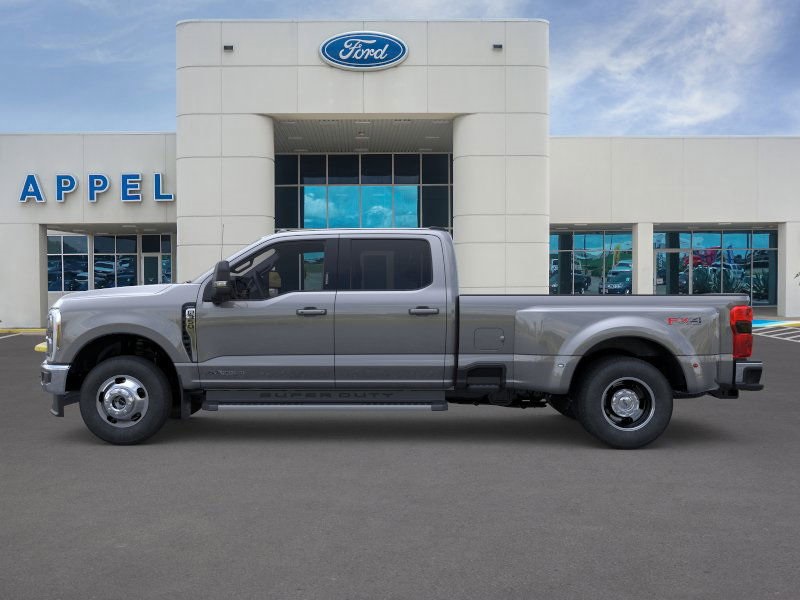 2026 Ford F-350 Lariat photo 4