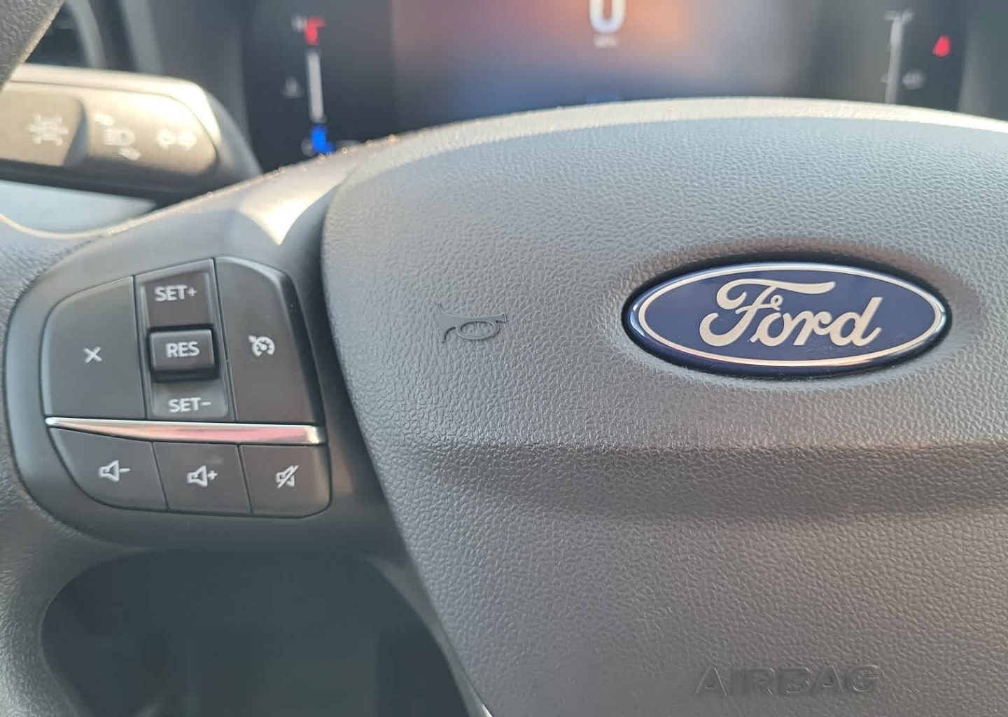 2025 Ford Maverick XLT - Photo 8