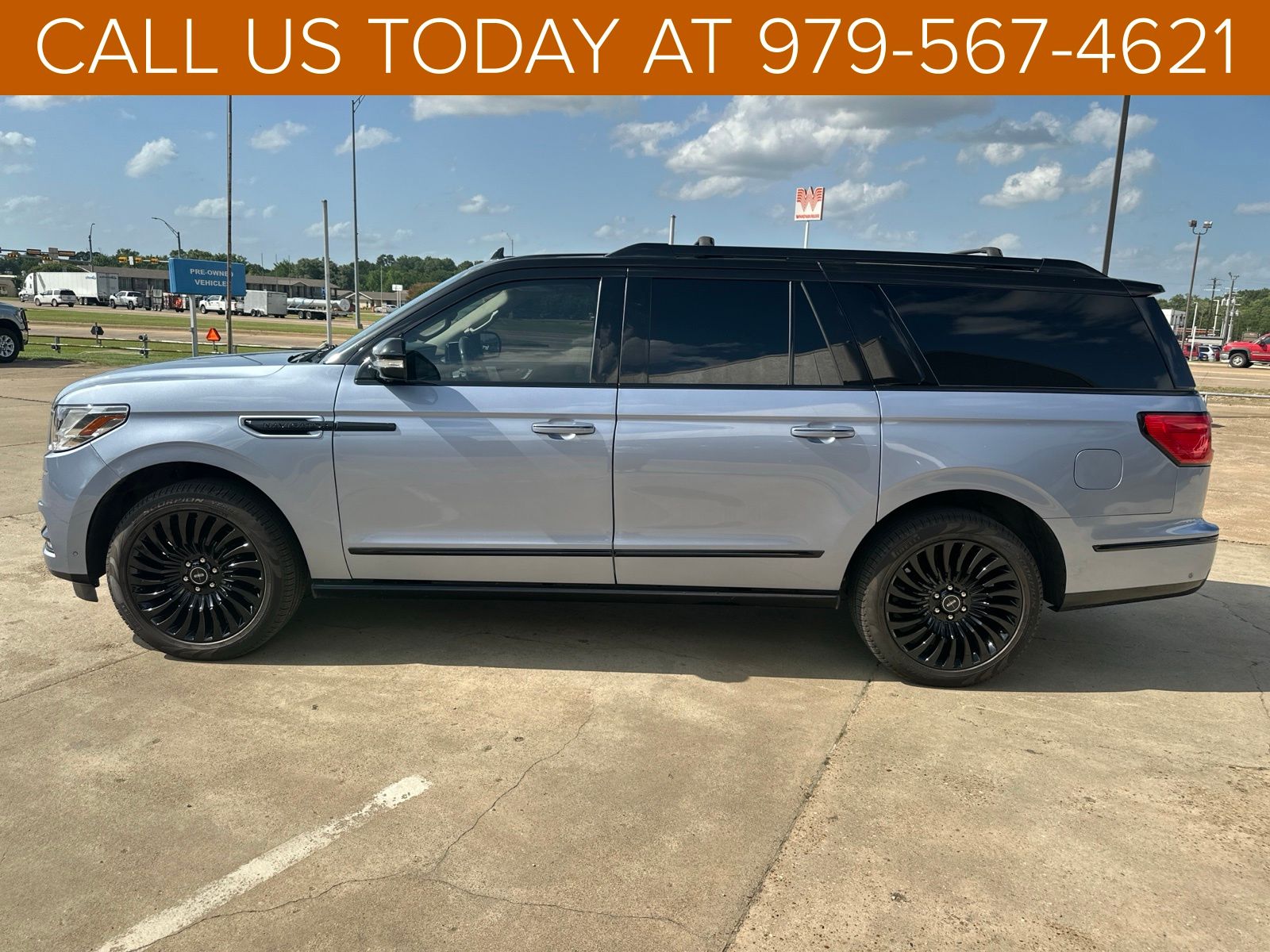 2021 Lincoln Navigator Black Label photo 5