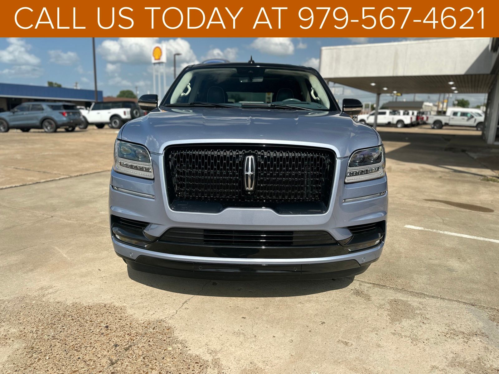 2021 Lincoln Navigator Black Label photo 6