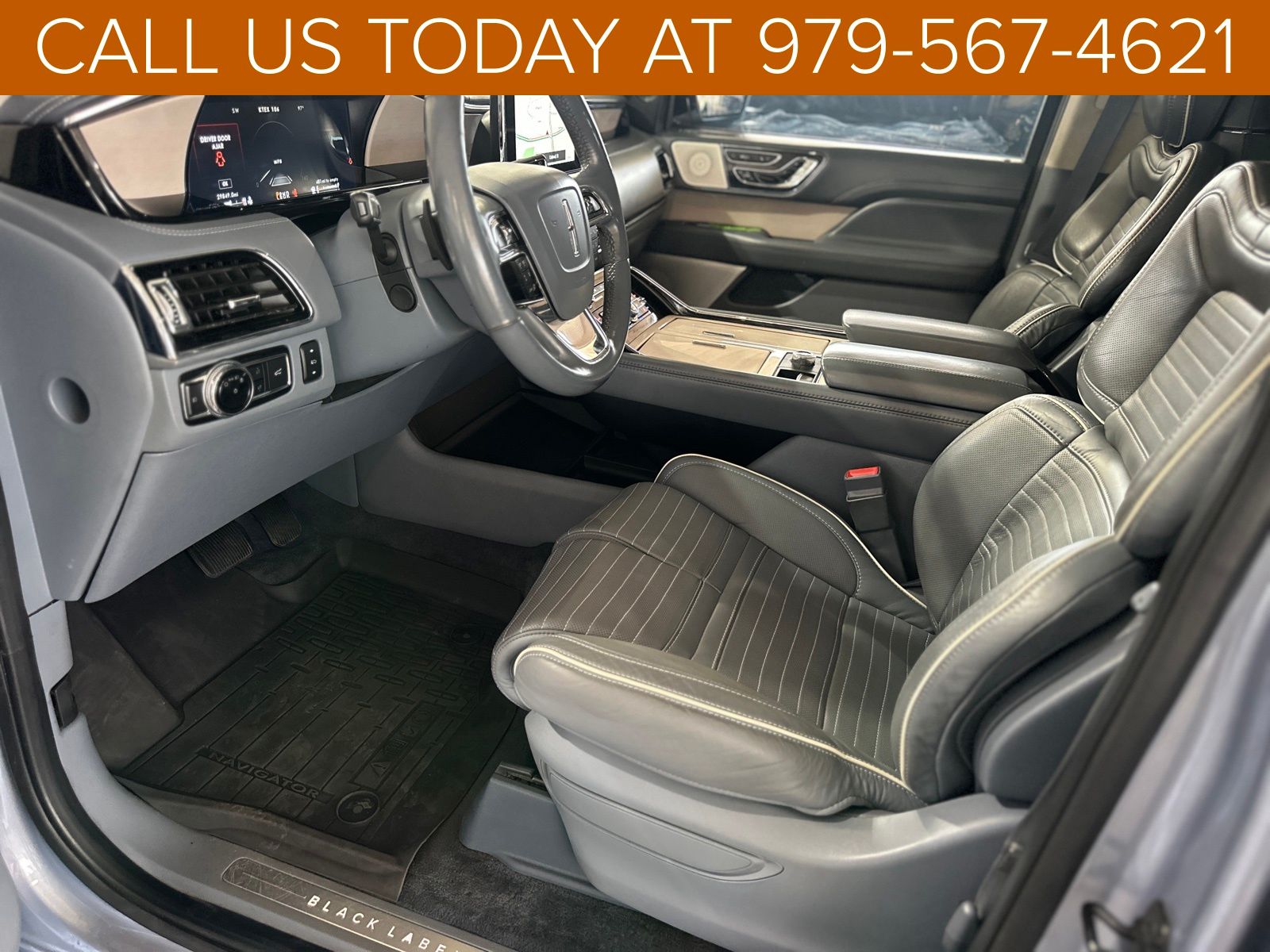 2021 Lincoln Navigator Black Label photo 11