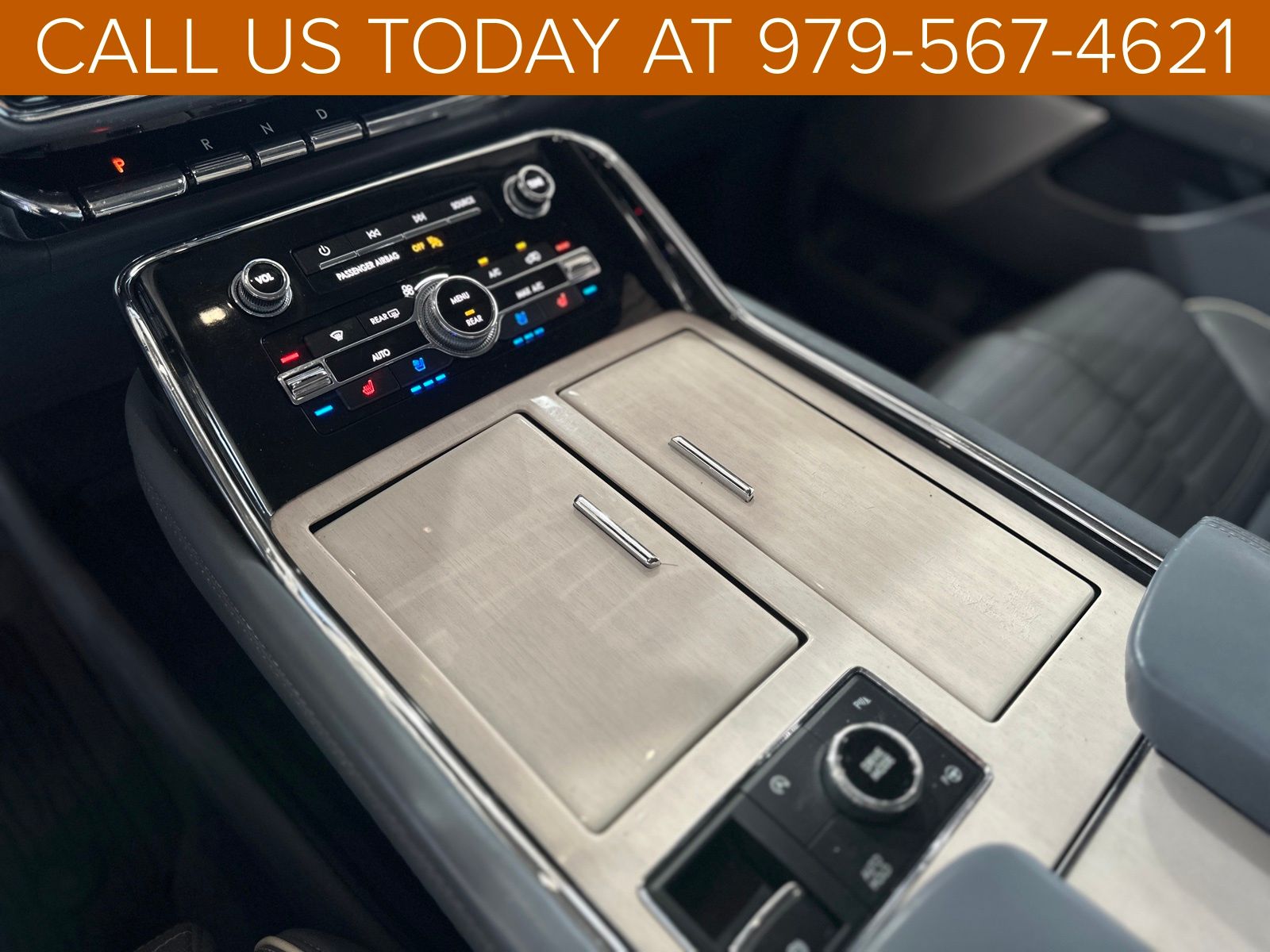 2021 Lincoln Navigator Black Label photo 19