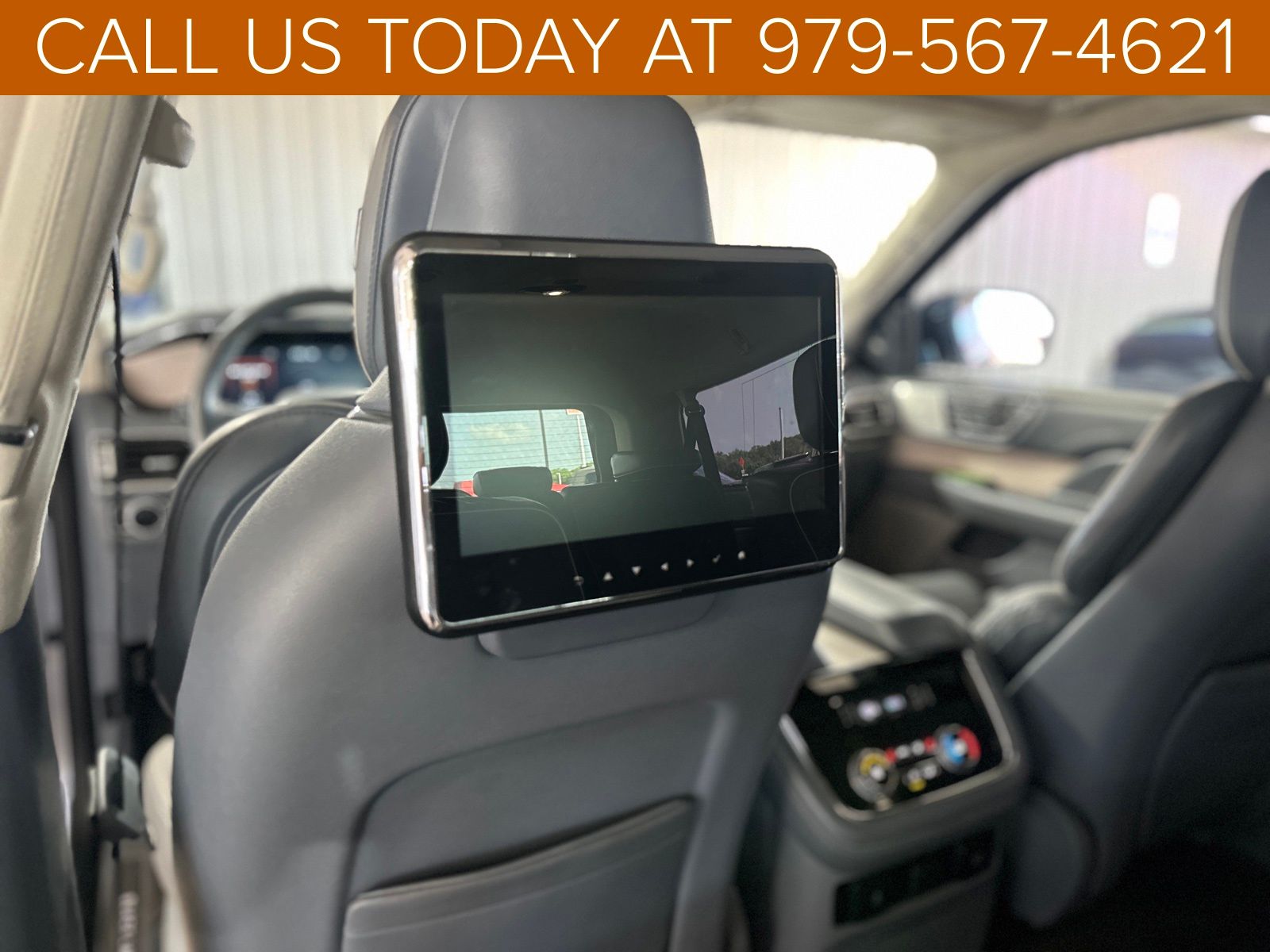 2021 Lincoln Navigator Black Label photo 23