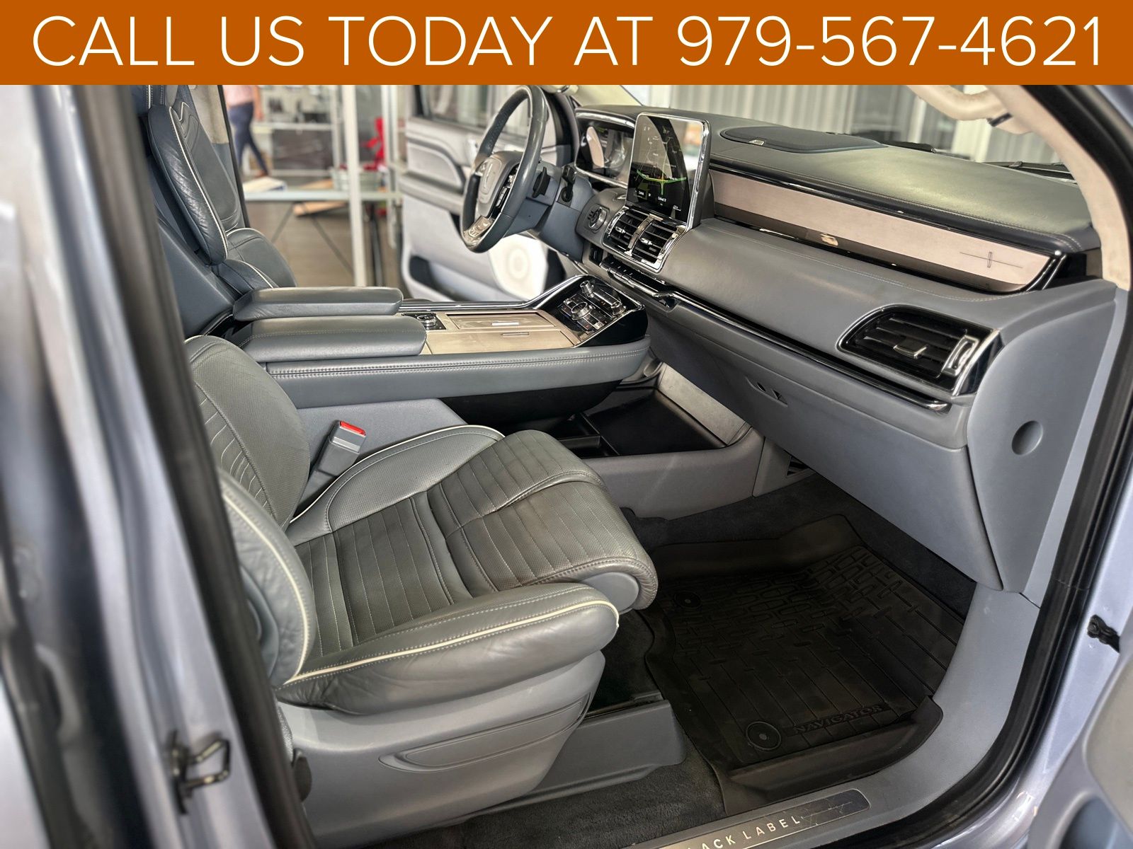 2021 Lincoln Navigator Black Label photo 29