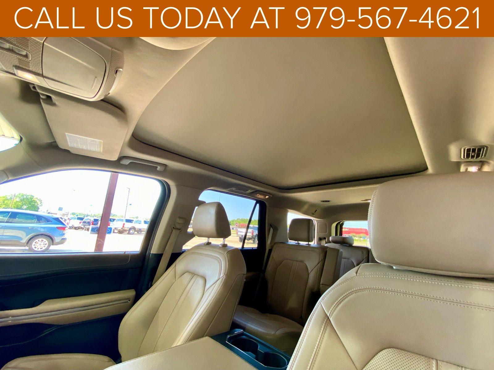 2022 Ford Expedition Limited photo 18