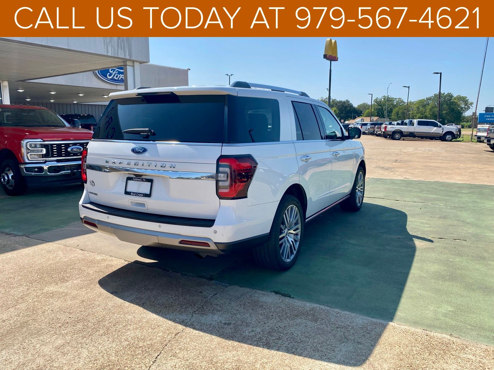 2022 Ford Expedition Limited photo 32