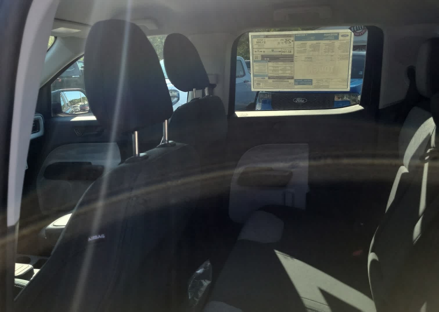 2025 Ford Maverick XLT - Photo 17