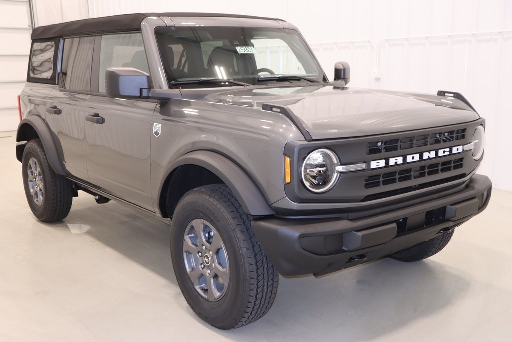 2025 Ford Bronco Big Bend photo 2