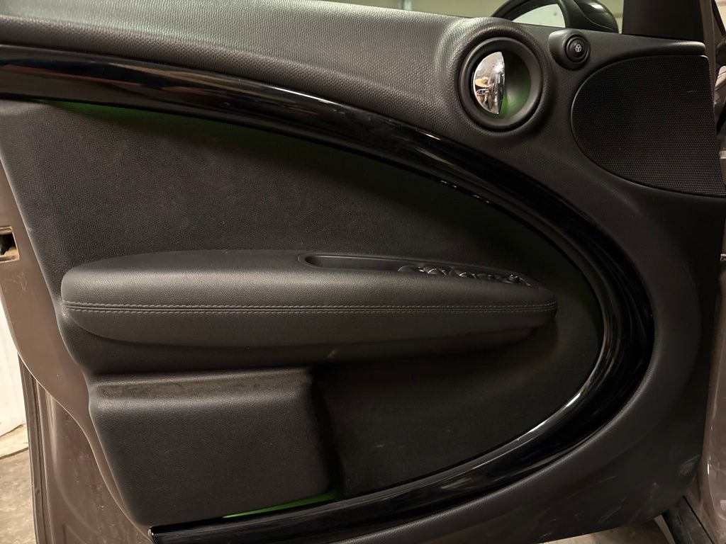 2014 Mini Cooper Base photo 14