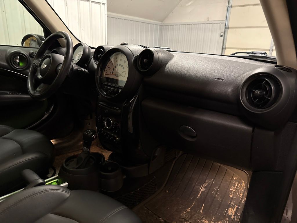 2014 Mini Cooper Base photo 22