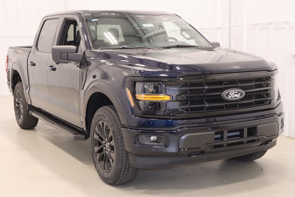 2025 Ford F-150 XLT photo 2