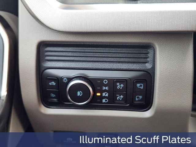 2026 Ford F-250 Platinum photo 16
