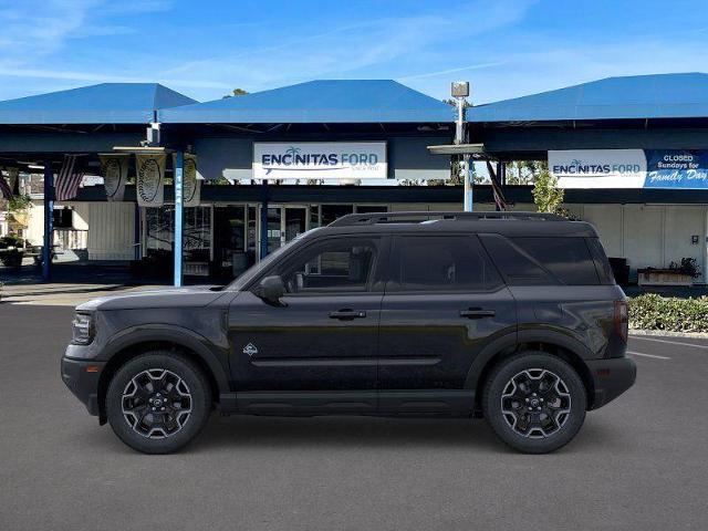 2025 Ford Bronco Sport Outer Banks photo 2
