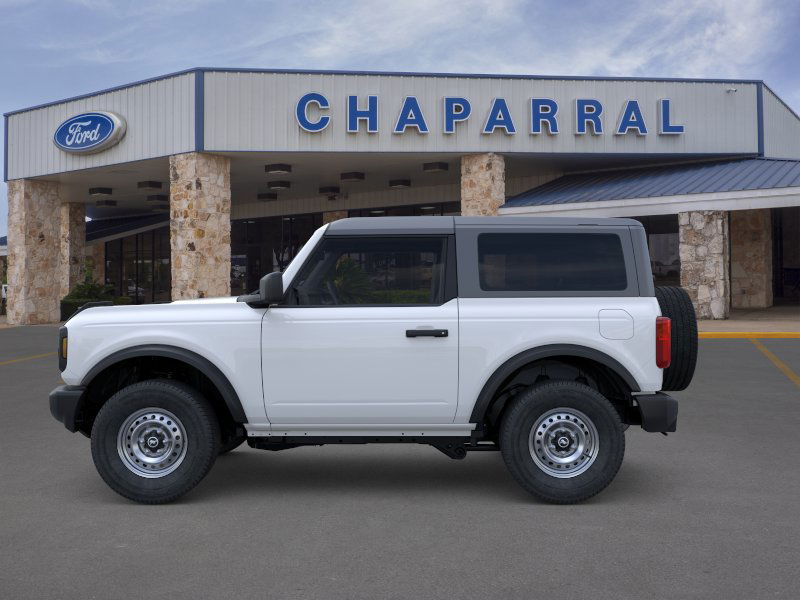 2025 Ford Bronco Base photo 2
