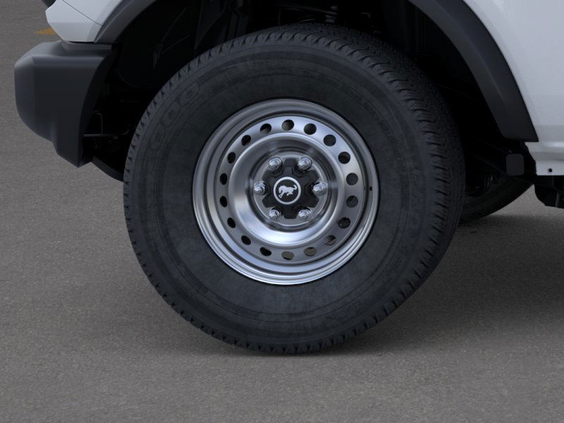 2025 Ford Bronco Base photo 18