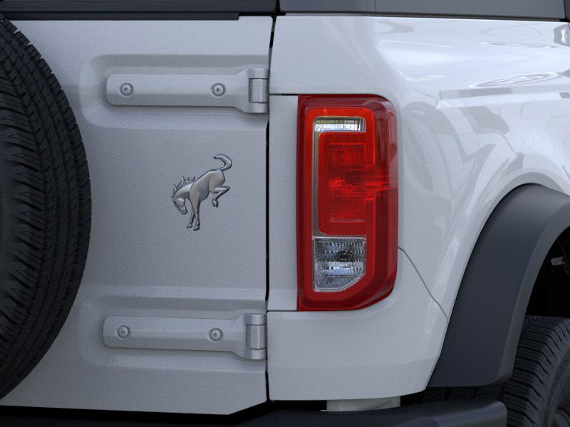 2025 Ford Bronco Base photo 20