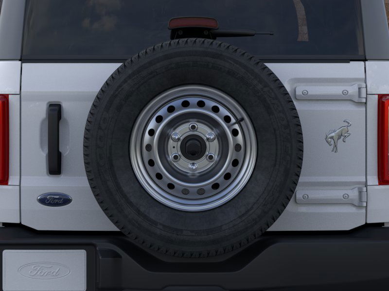 2025 Ford Bronco Base photo 21
