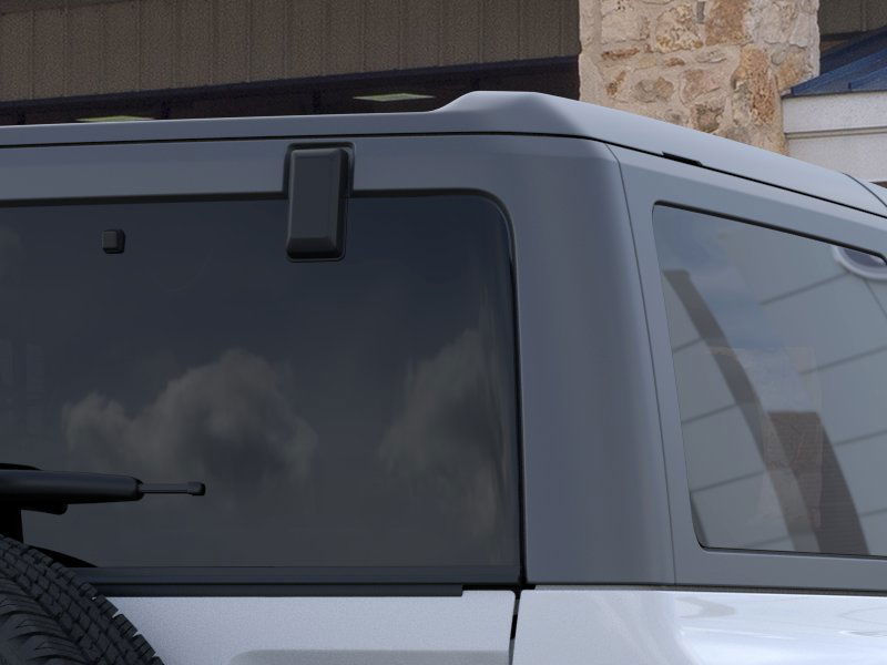 2025 Ford Bronco Base photo 22